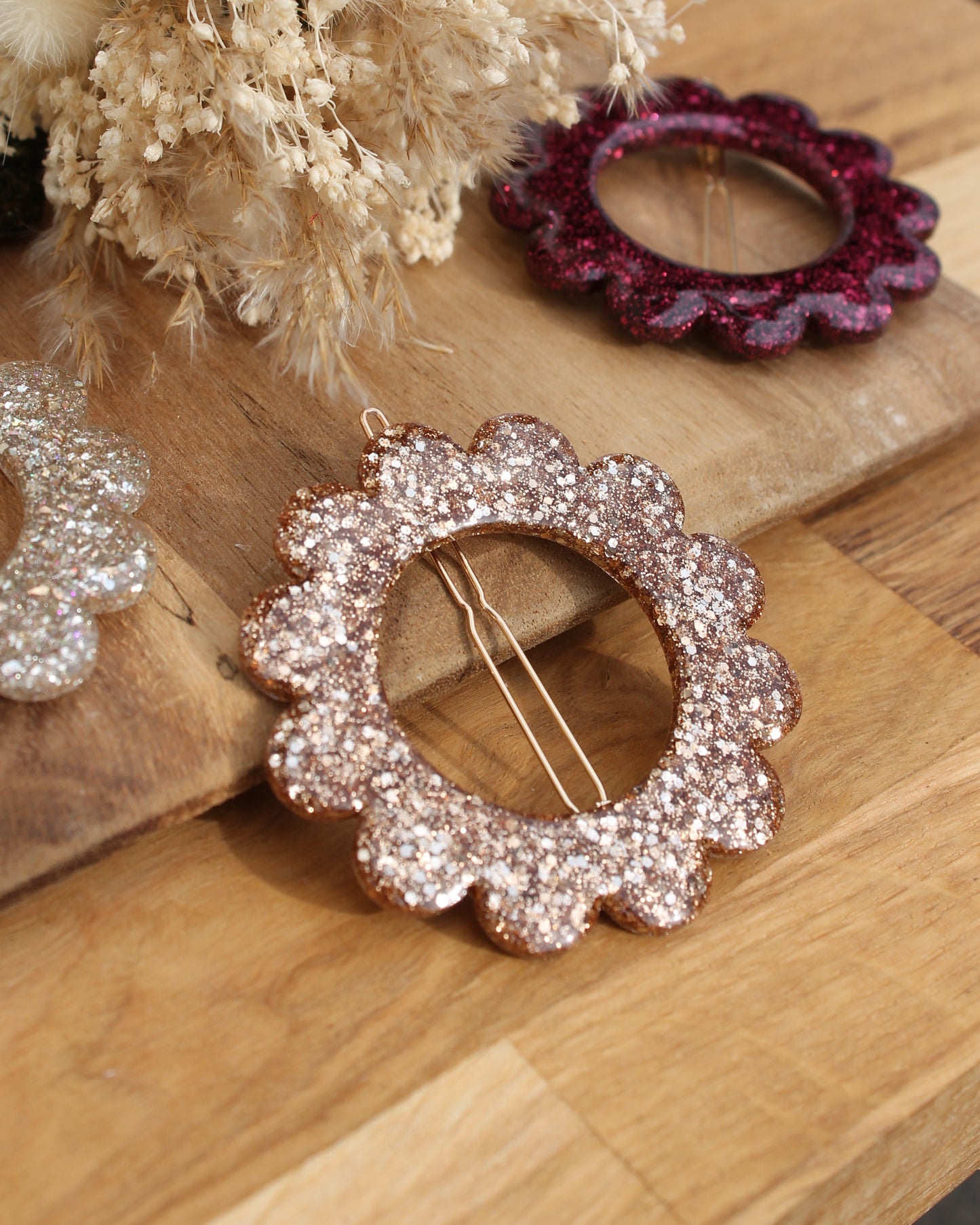 🌸 Les Scintillantes – Barrette dorée