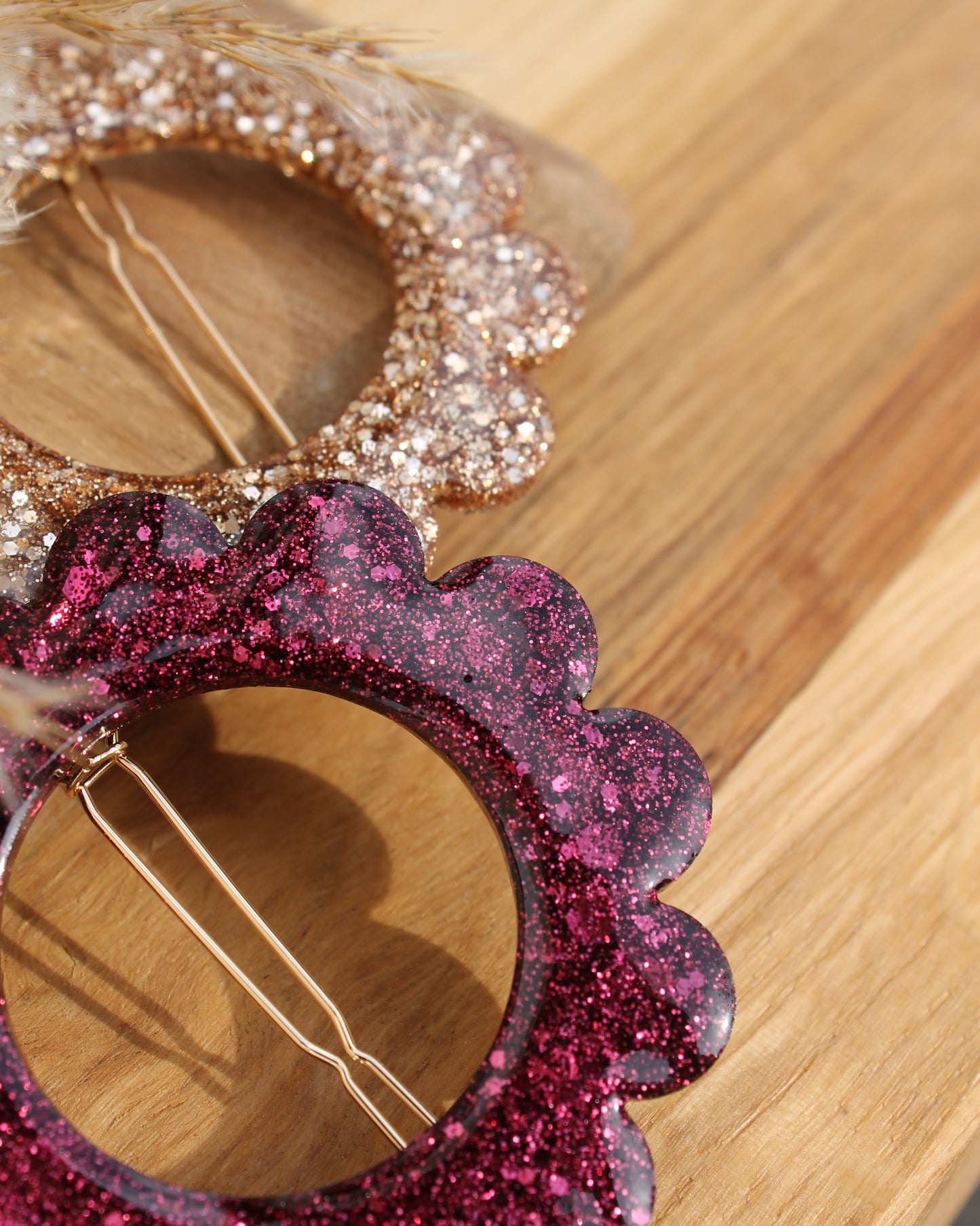 🌸 Les Scintillantes – Barrette Bordeaux pailleté