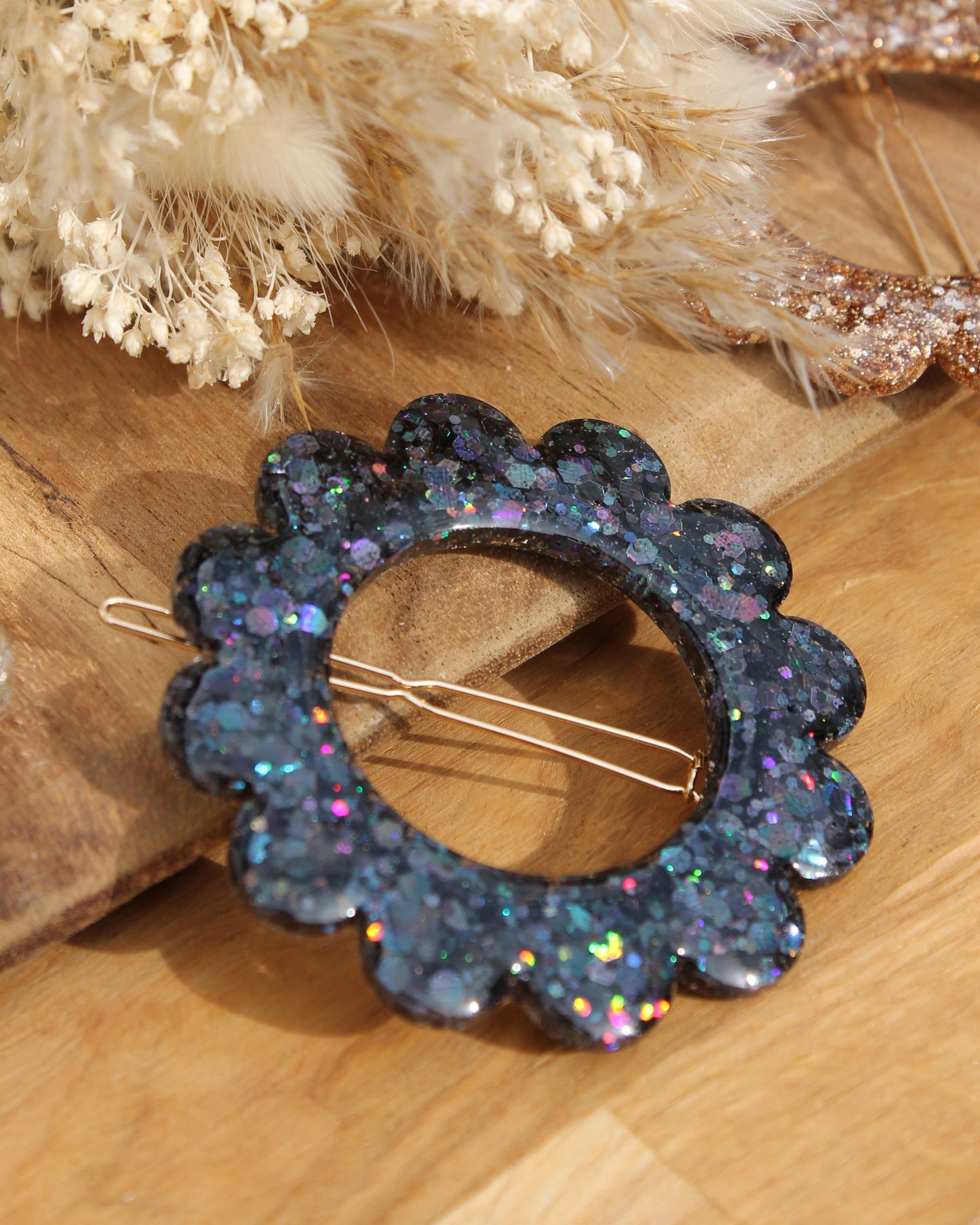 🌸 Les Scintillantes – Barrette holographique