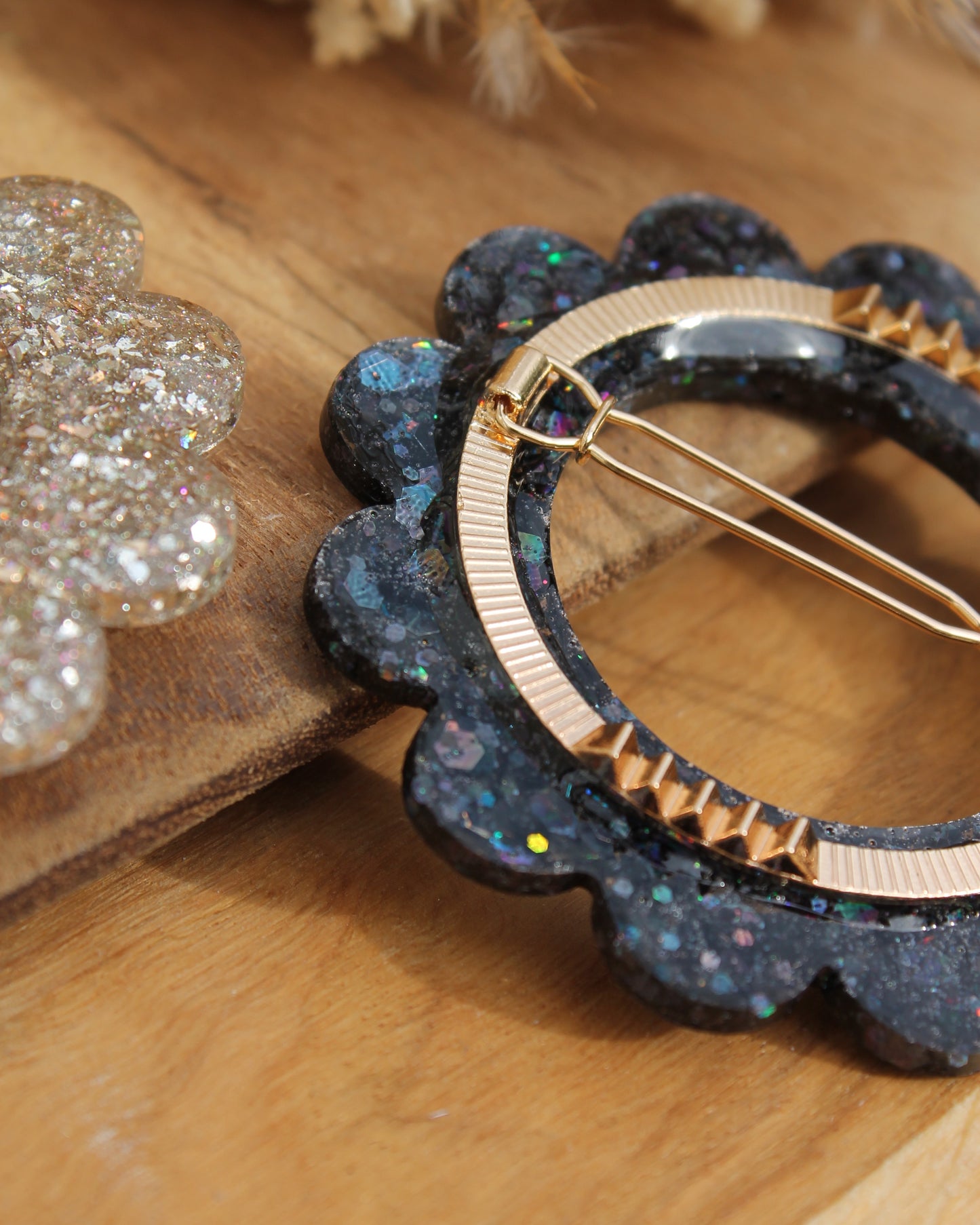 🌸 Les Scintillantes – Barrette Kaki pailleté