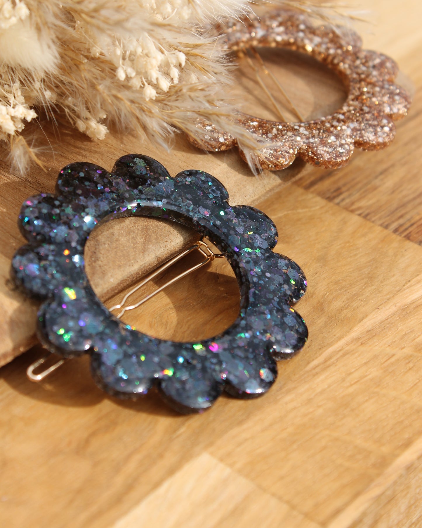 🌸 Les Scintillantes – Barrette holographique