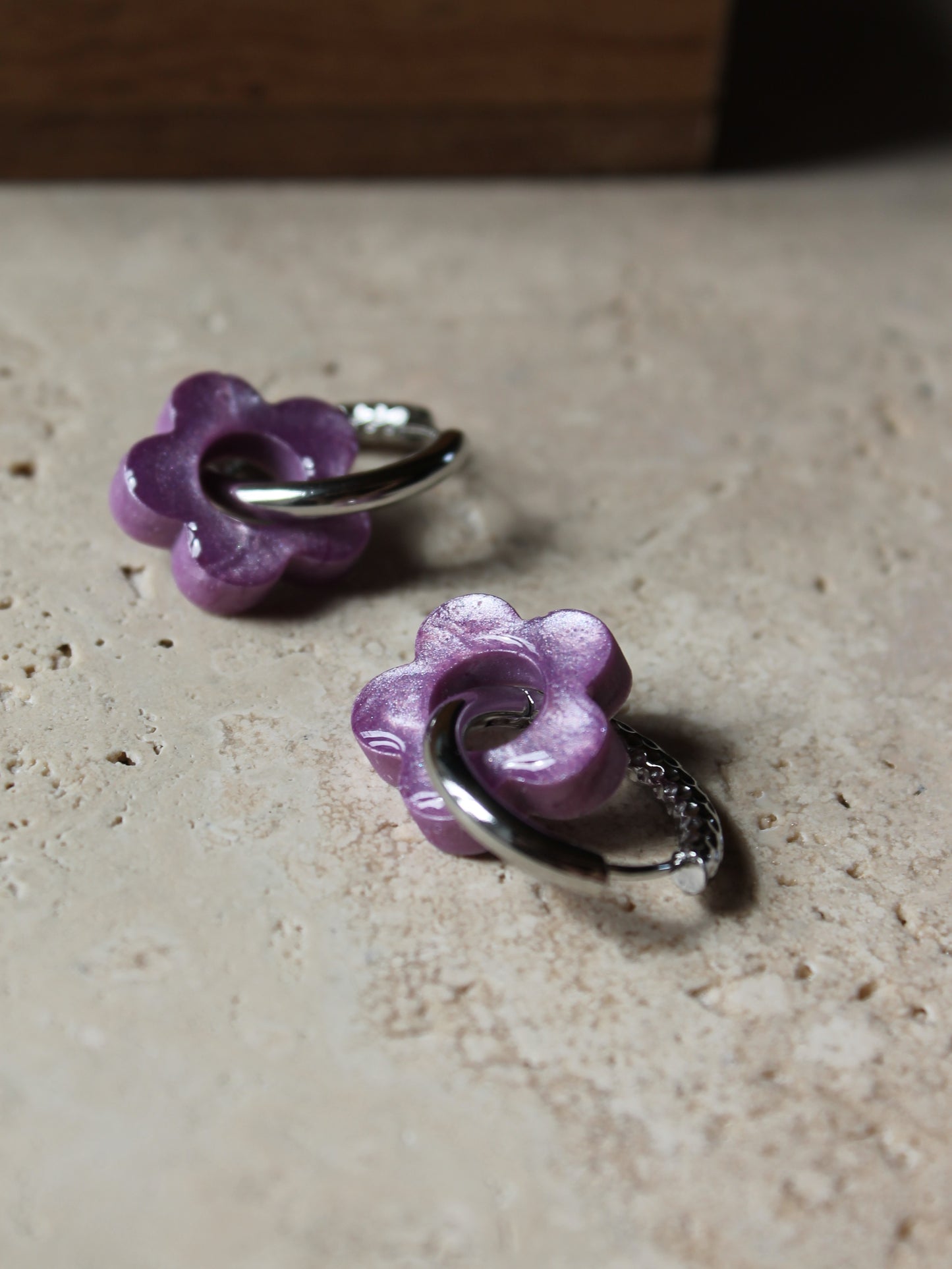 Les Bloom & Switch _ Violet