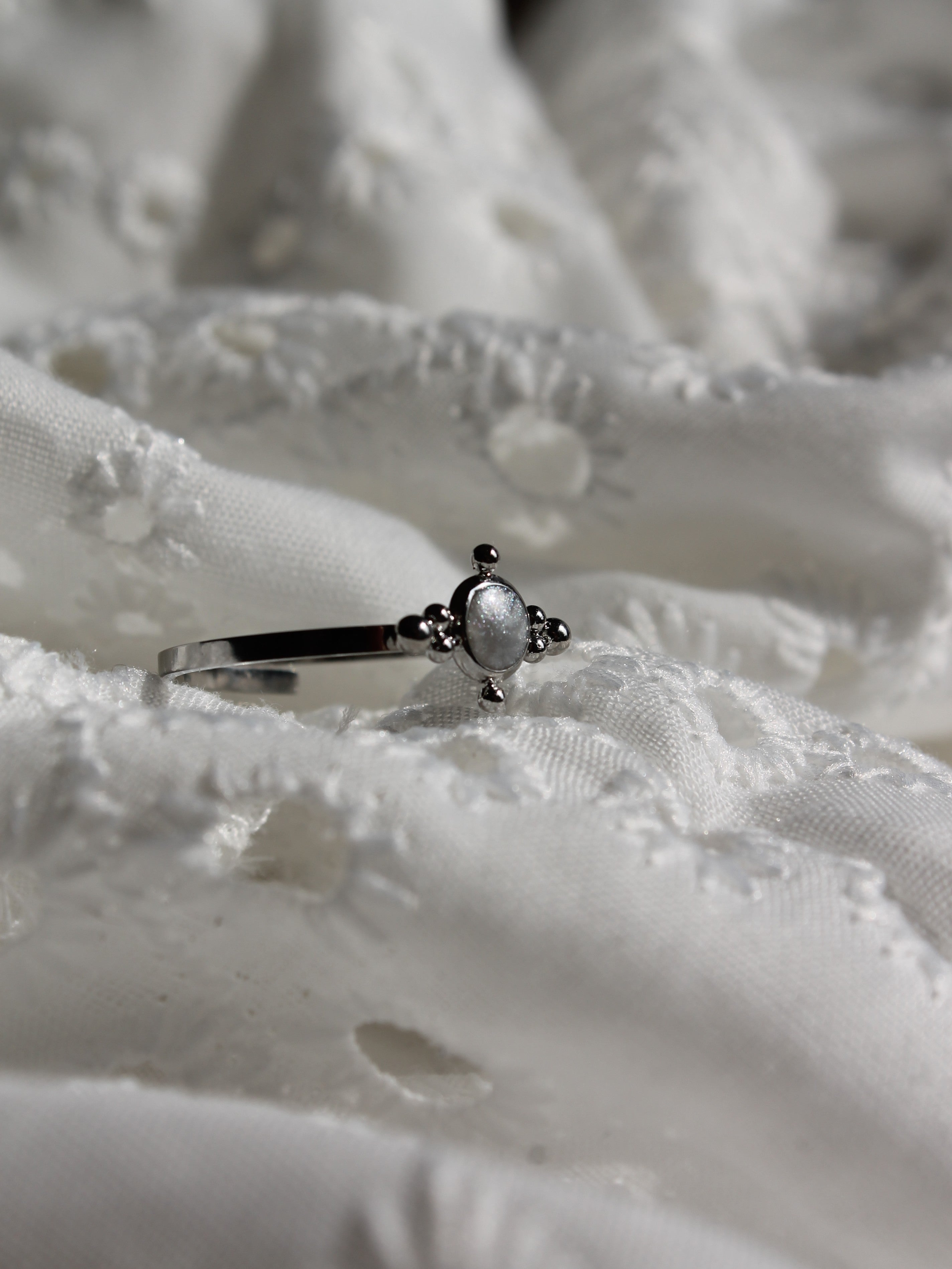 La bague Nyméria