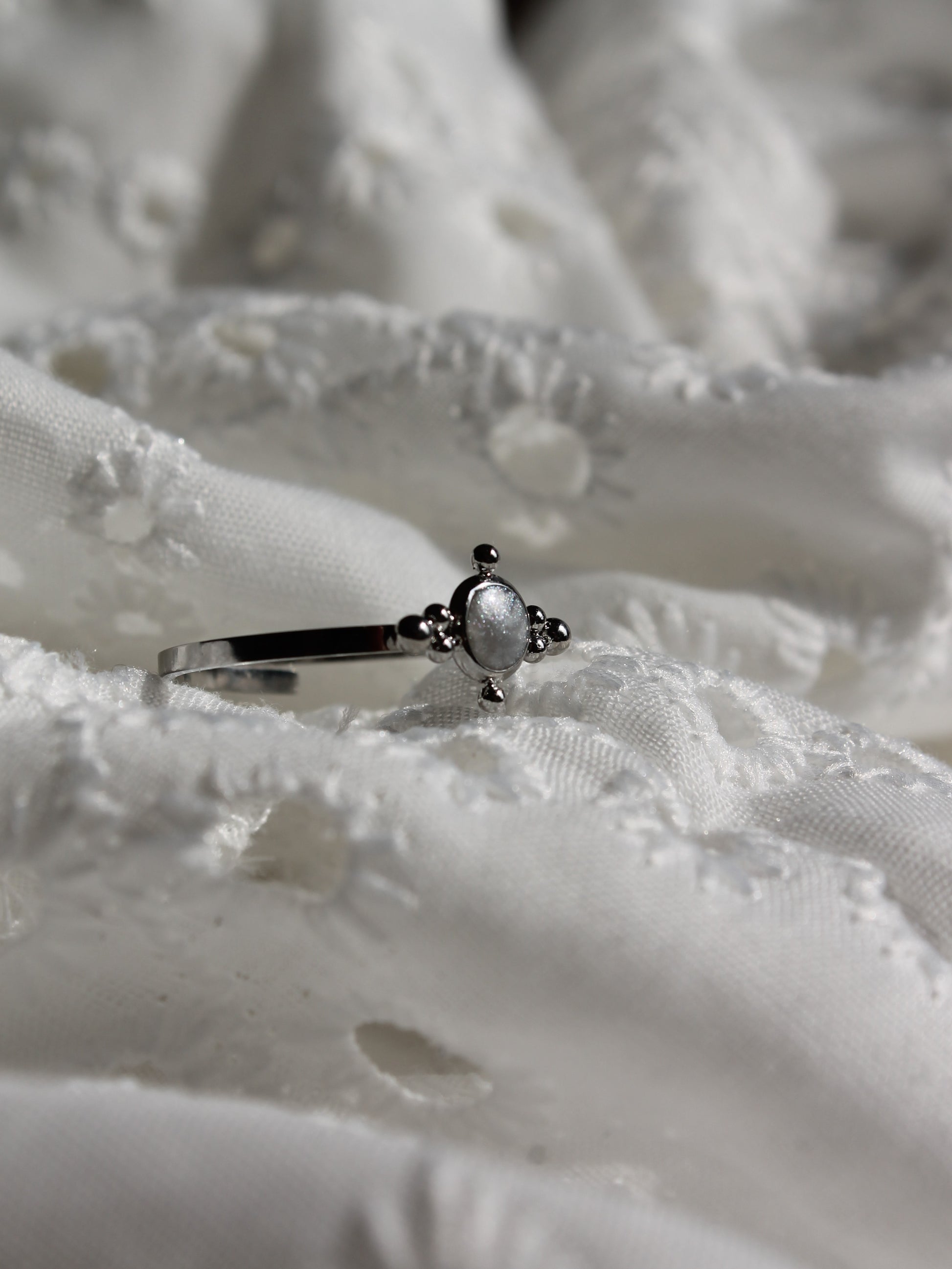La bague Nyméria