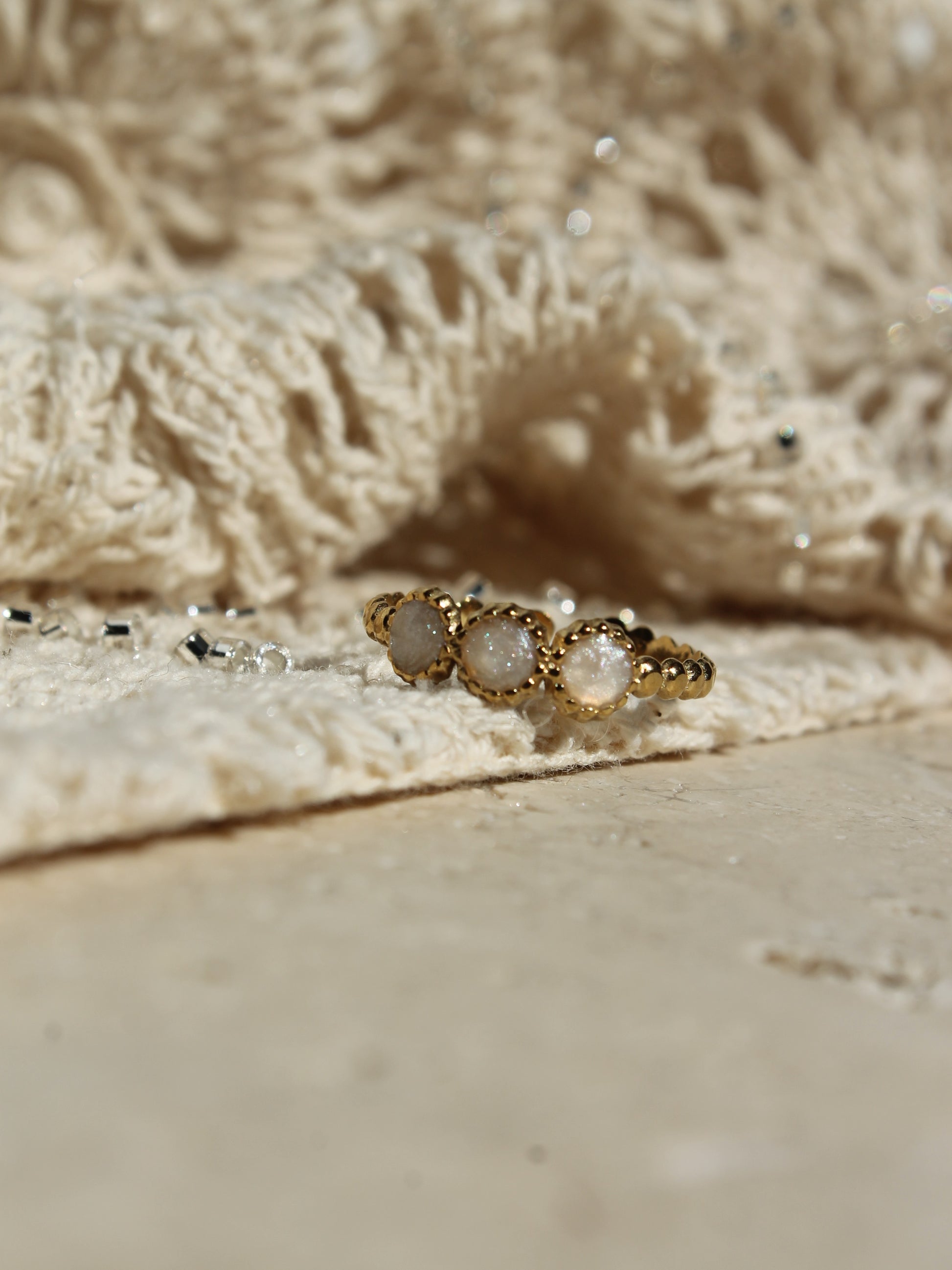 La bague Dahlia