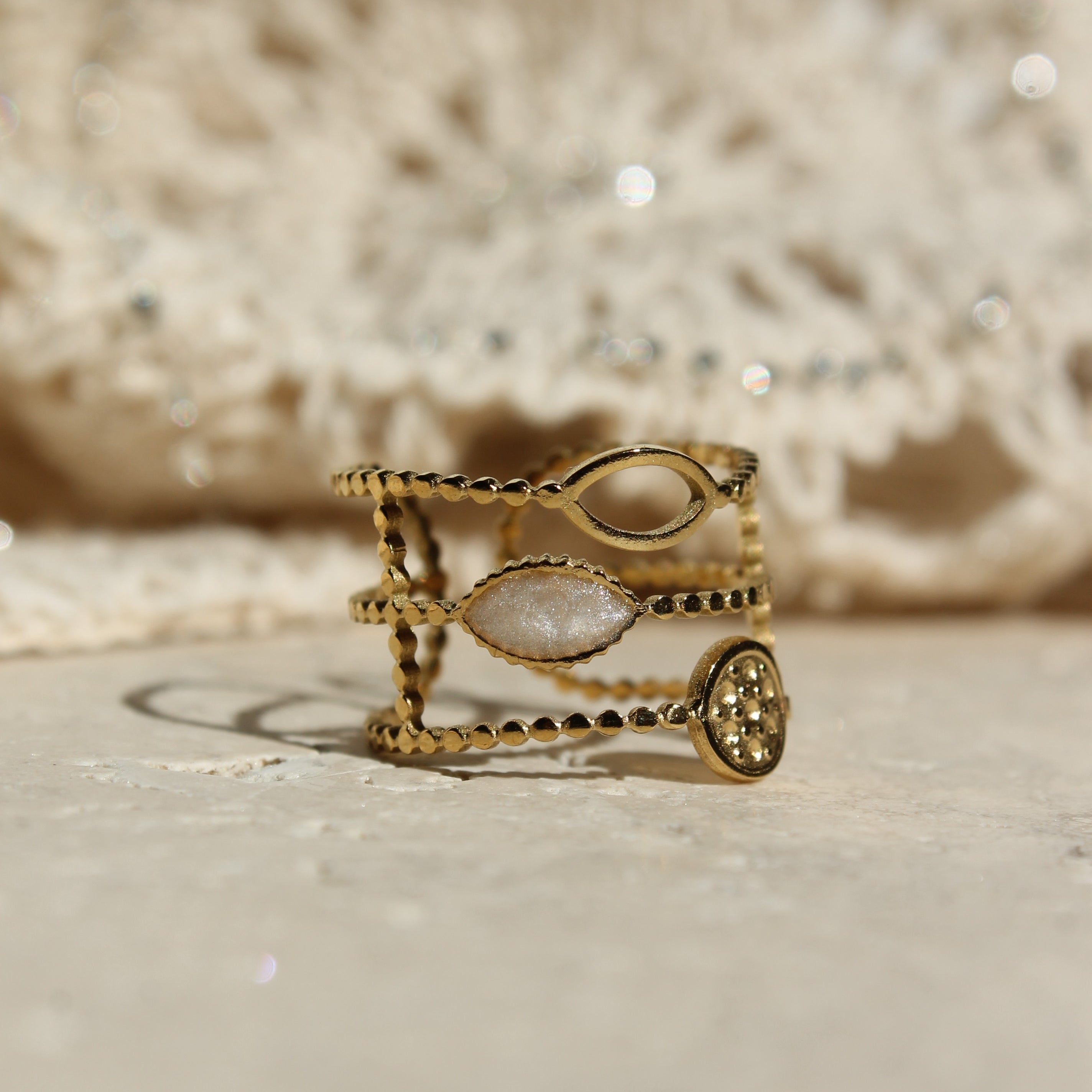 La bague Azalée