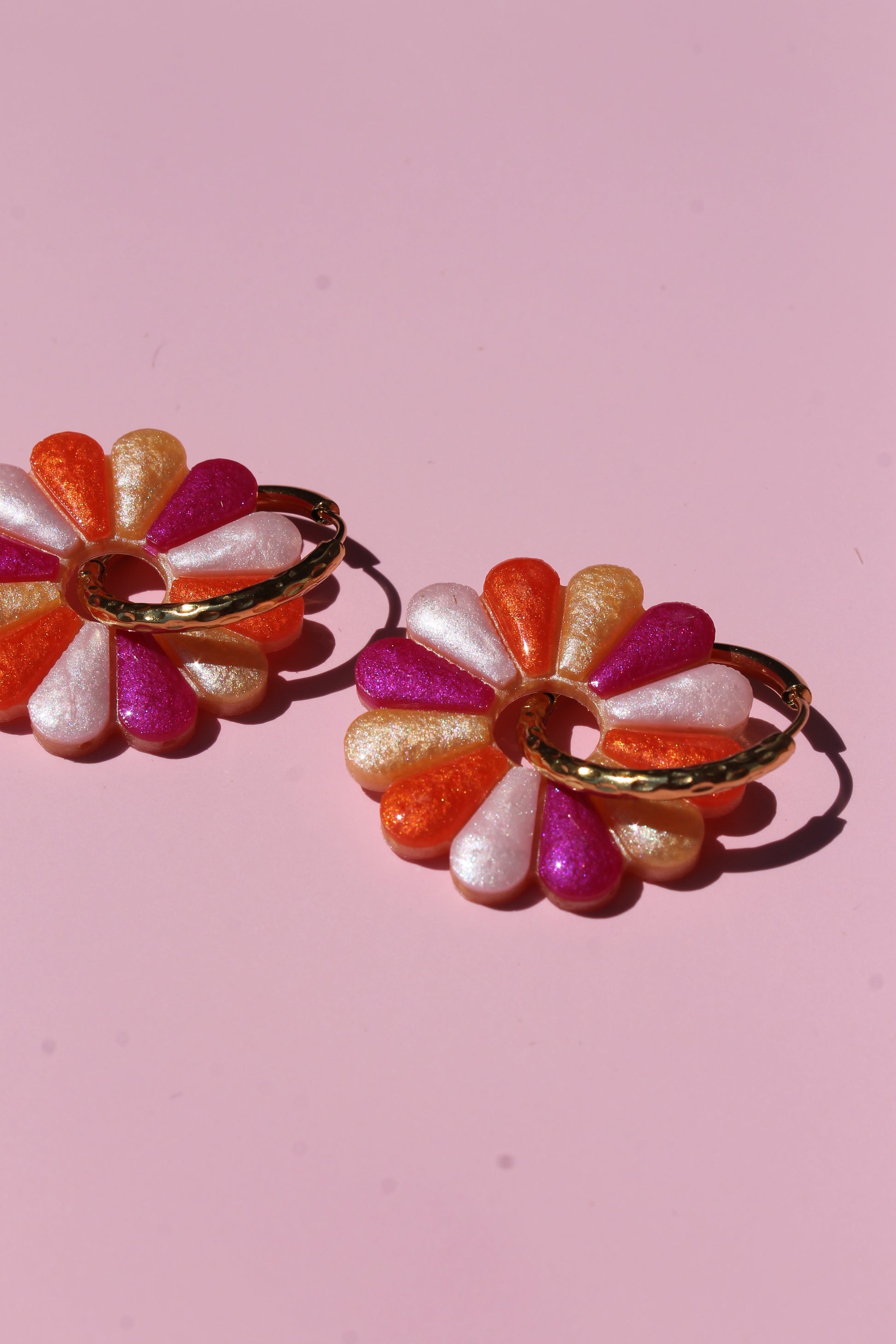 Les Pétalia _ Orange / Fuchsia