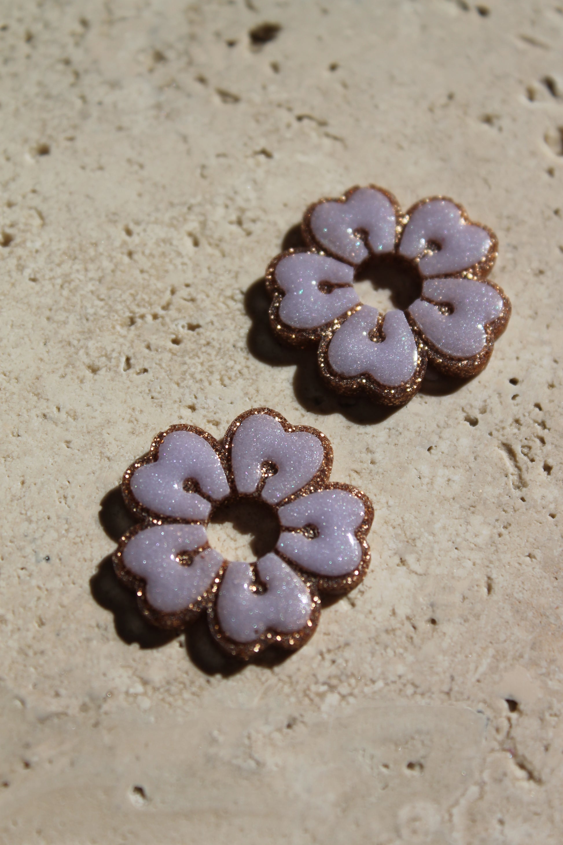 Les fleurs de cerisier _ iris et doré _ pampilles seules