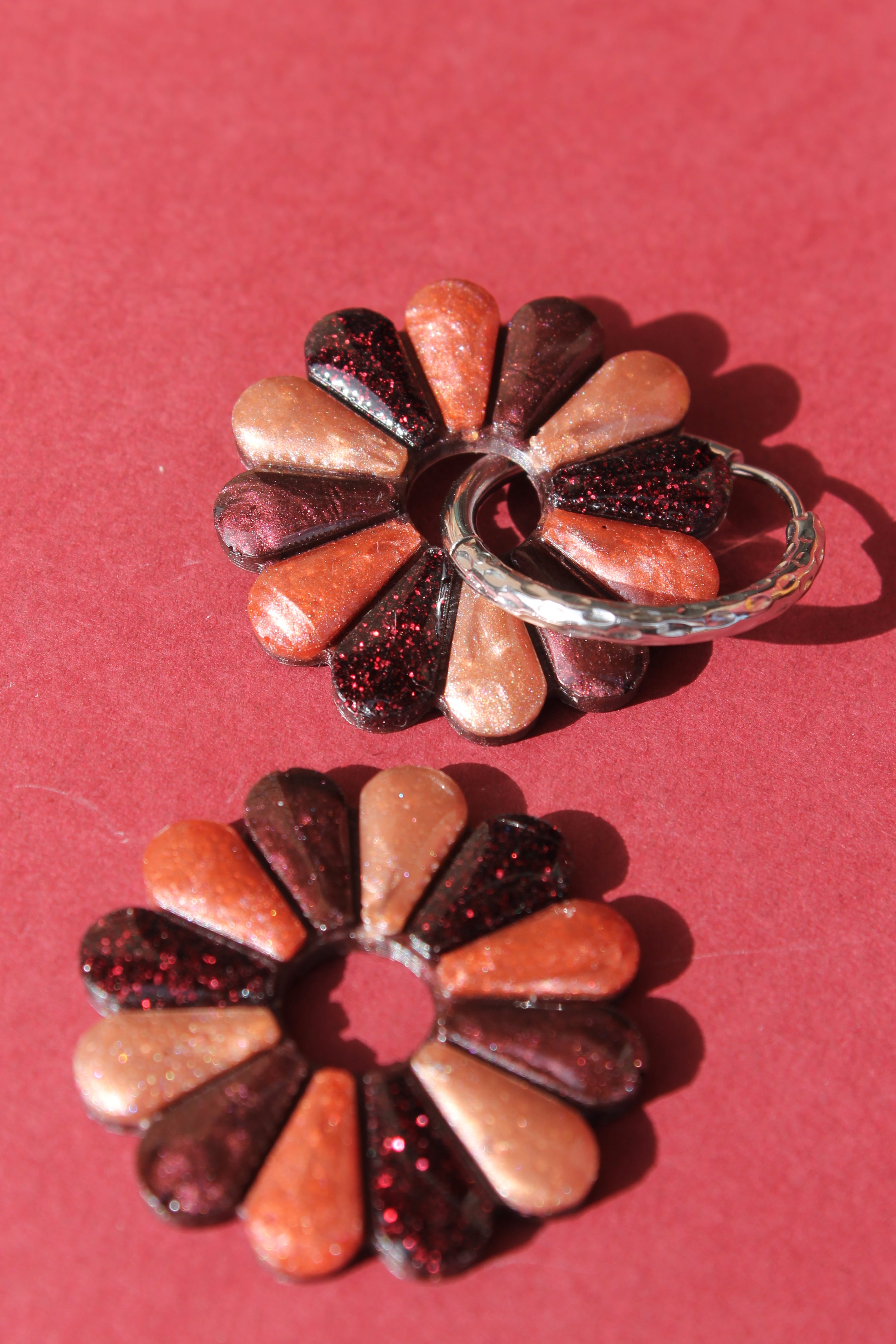 Les Pétalia _ Plum / Terracotta