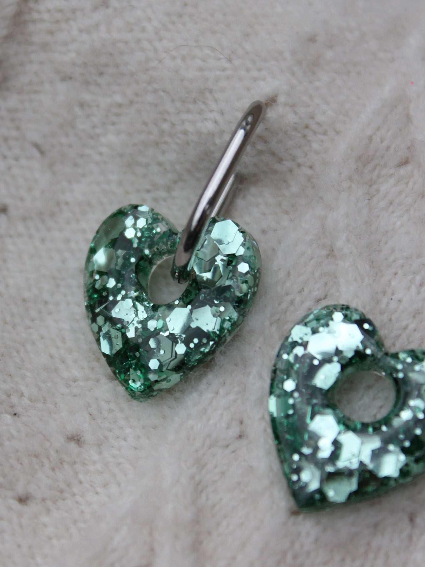 Pampilles seules " Amor " - sans créoles (34 couleurs)