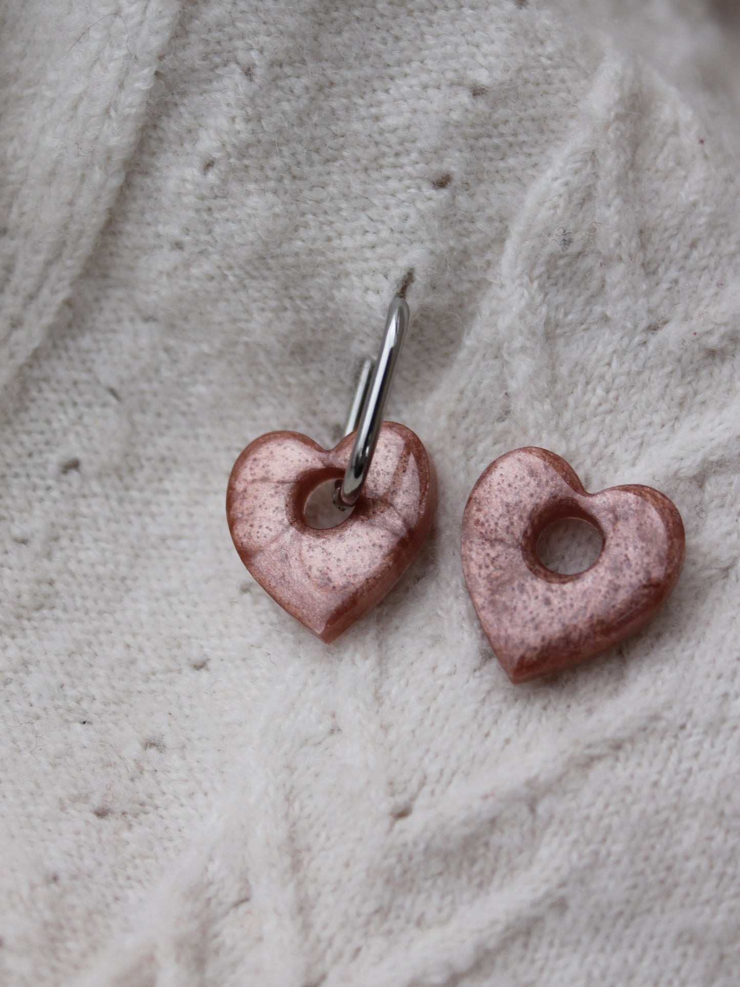 Pampilles seules " Amor " - sans créoles (34 couleurs)